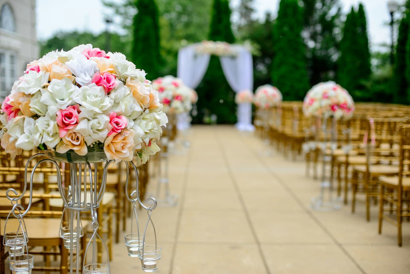 Quando devo criar o website do meu casamento?